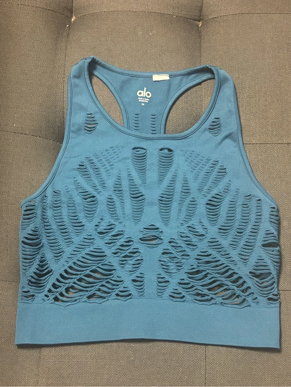 ALO Yoga Teal Laser-Cut Racerback Crop Top woman’s Size Medium retail $45.00